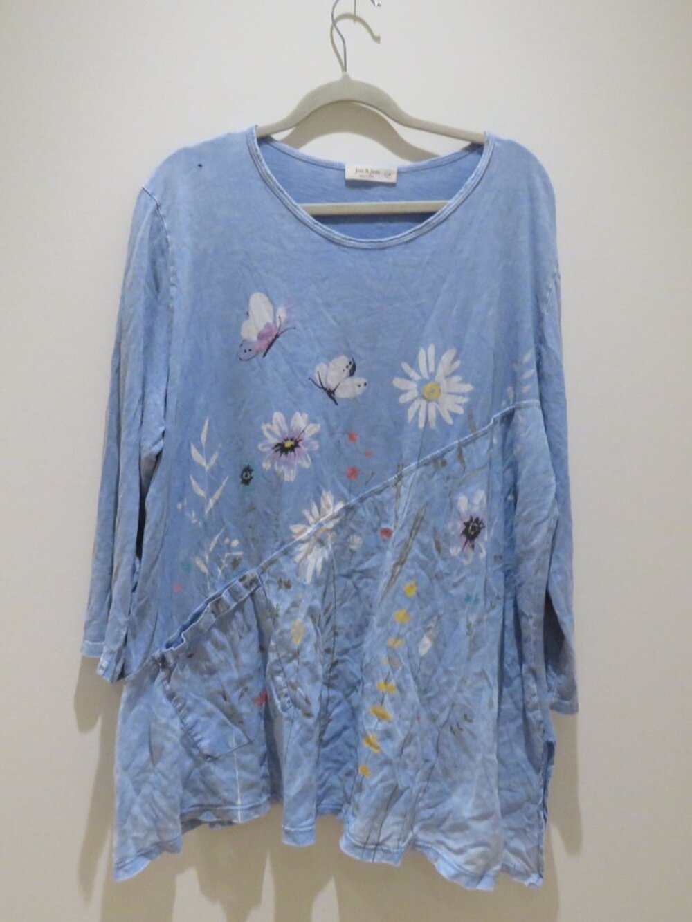 JESS & JANE Artsy Abstract Art To Wear Floral Asymmetric Top Lagenlook Size 2XL - Picture 2 of 14